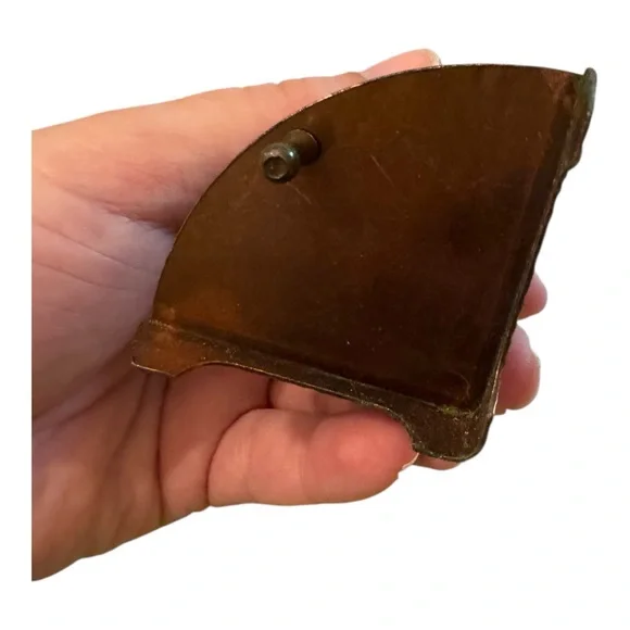 Vintage dollhouse furniture hammered copper corner shelf - Picture 2 of 5